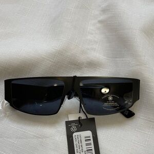 PrettyLittleThing Black Sunglasses